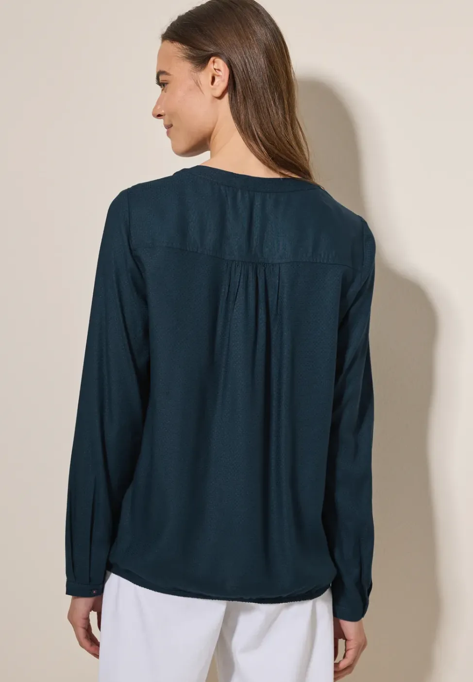Blouse avec ourlet élastique