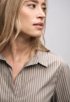 Blouse d'affaires rayée