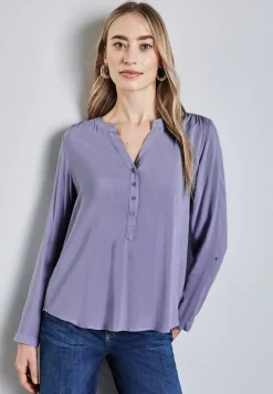 Blouse de base en couleur unie