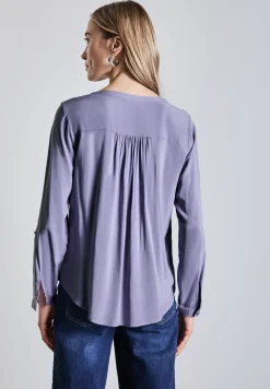 Blouse de base en couleur unie