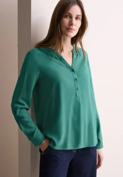 Blouse en couleur unie