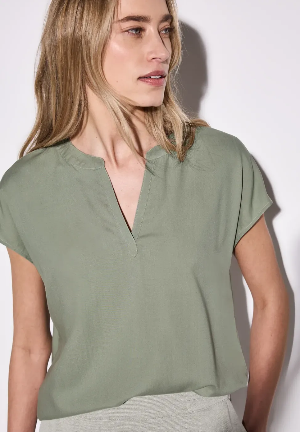 Blouse en couleur unie