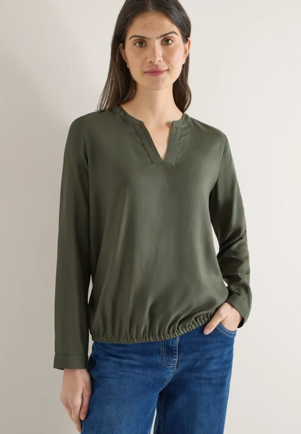 Blouse en couleur unie