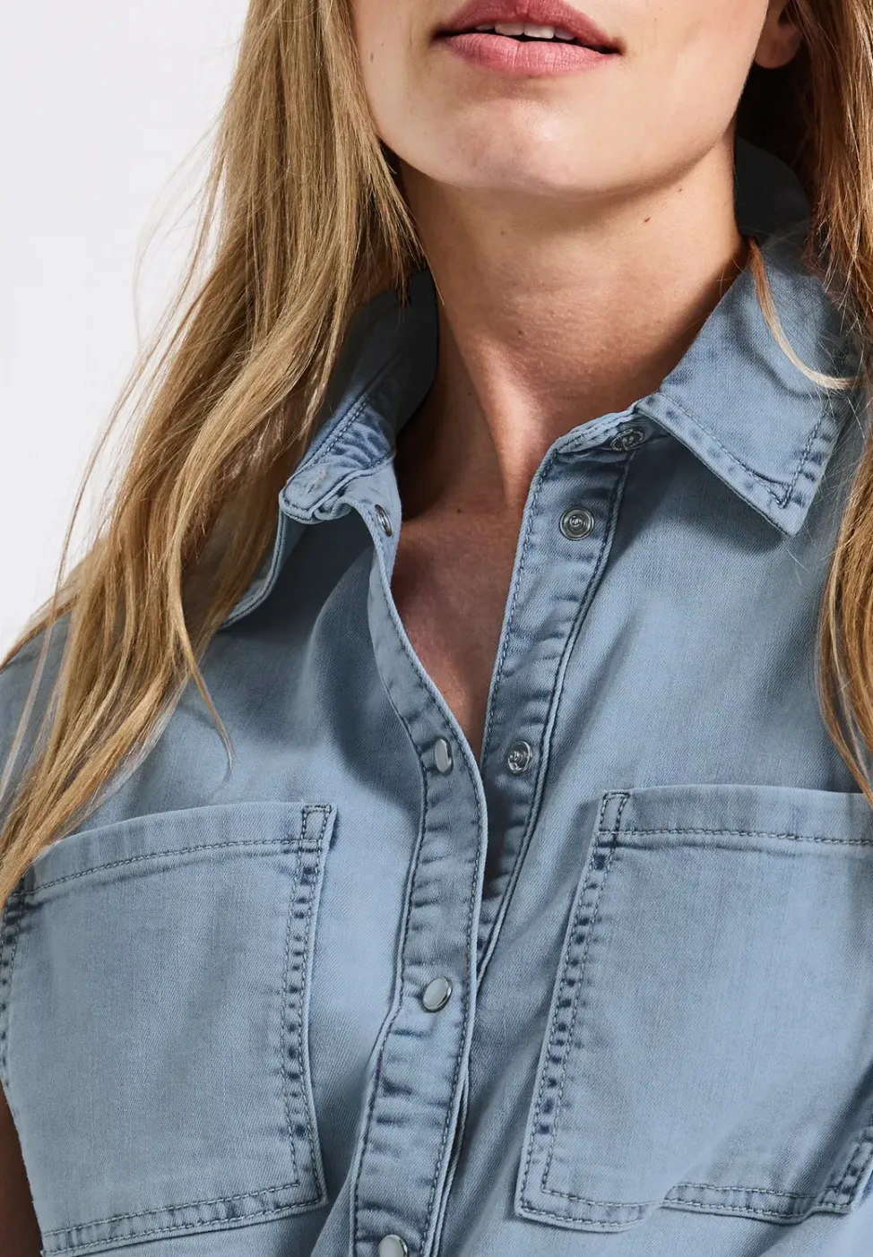 Blouse en jean au look bleached