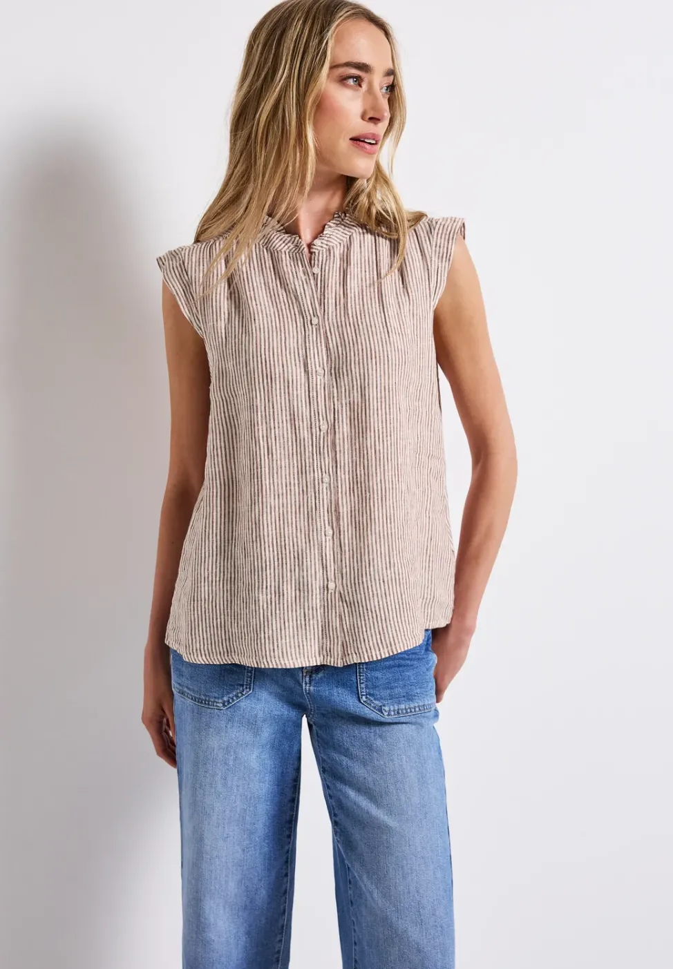 Blouse en lin sans manches