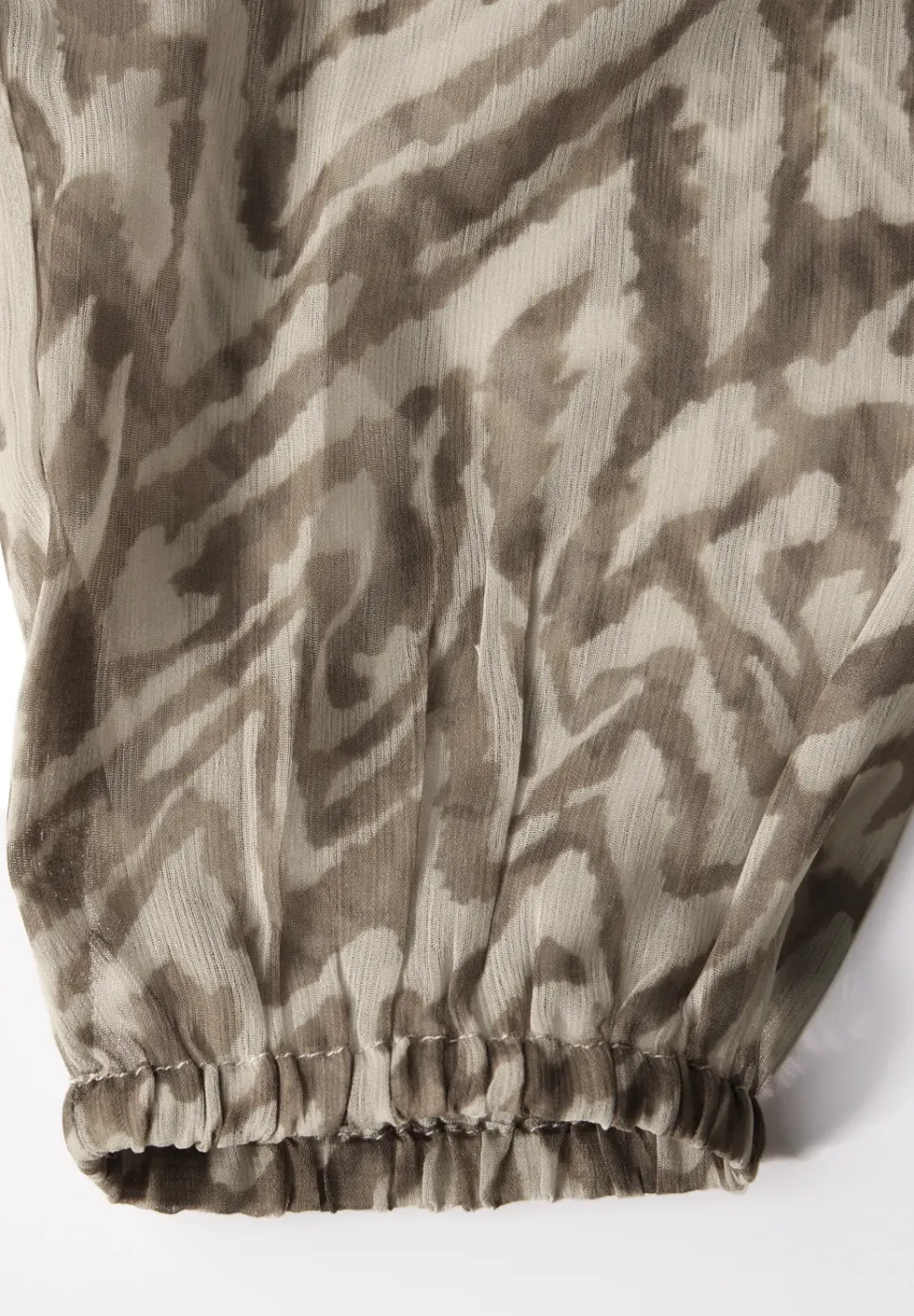 Blouse en mousseline de soie avec fronces