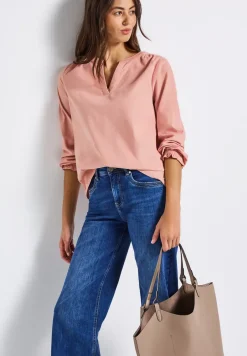Blouse en velours côtelé avec détails à volants