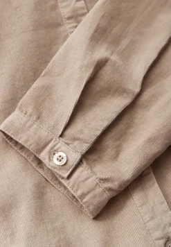 Blouse en velours côtelé avec patte de boutonnage