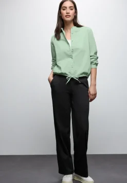 Blouse en velours côtelé avec cordon de serrage