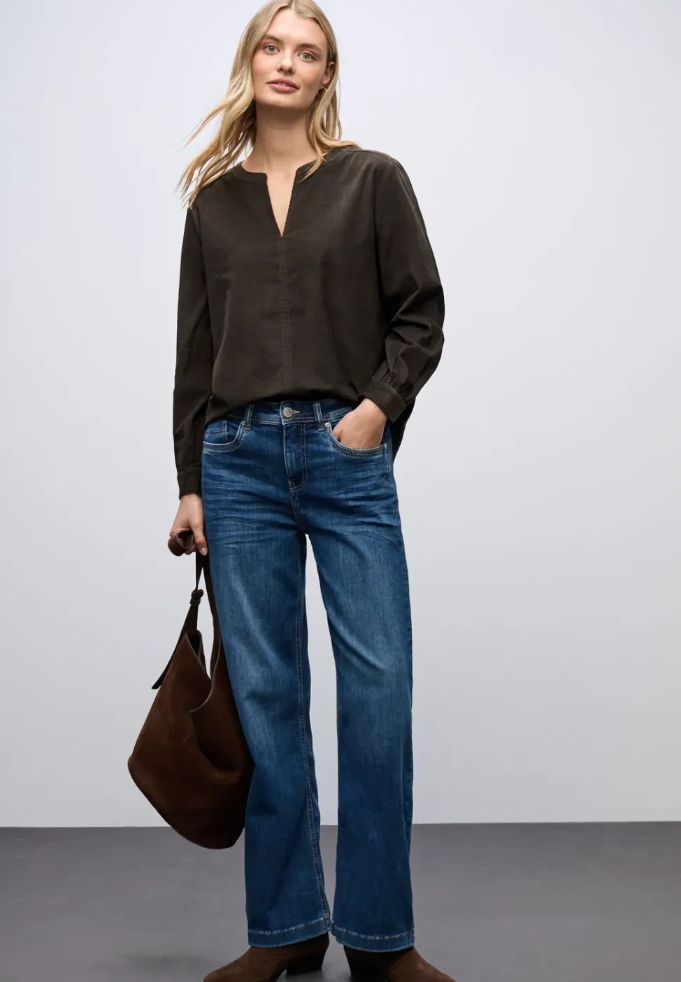 Blouse en velours côtelé en couleur unie
