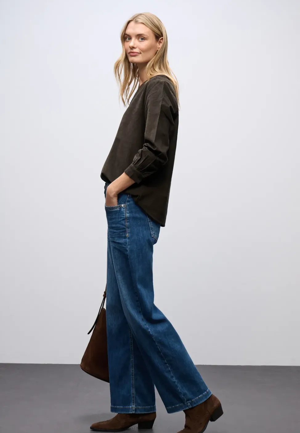 Blouse en velours côtelé en couleur unie