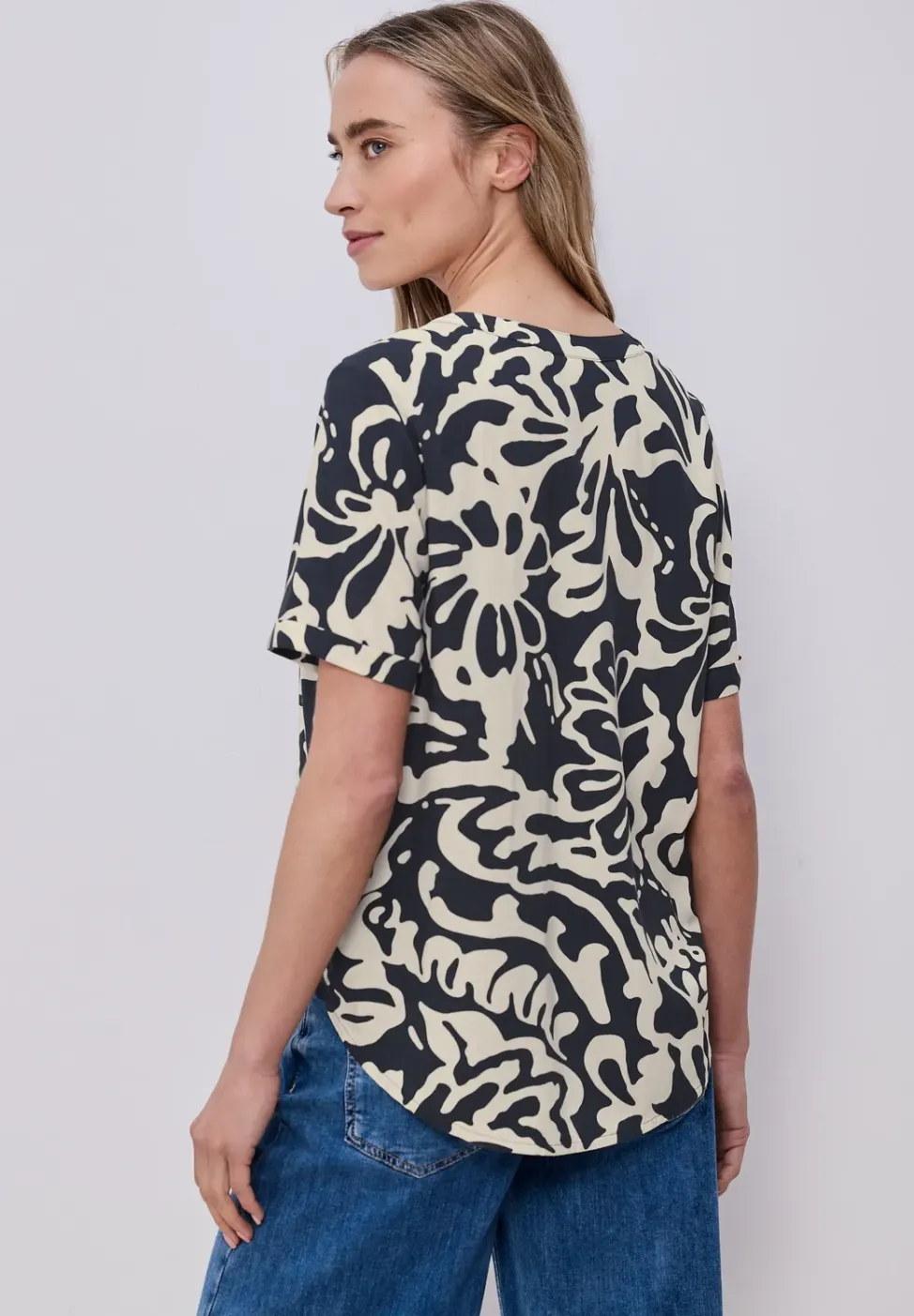 Blouse imprimée avec turn-up