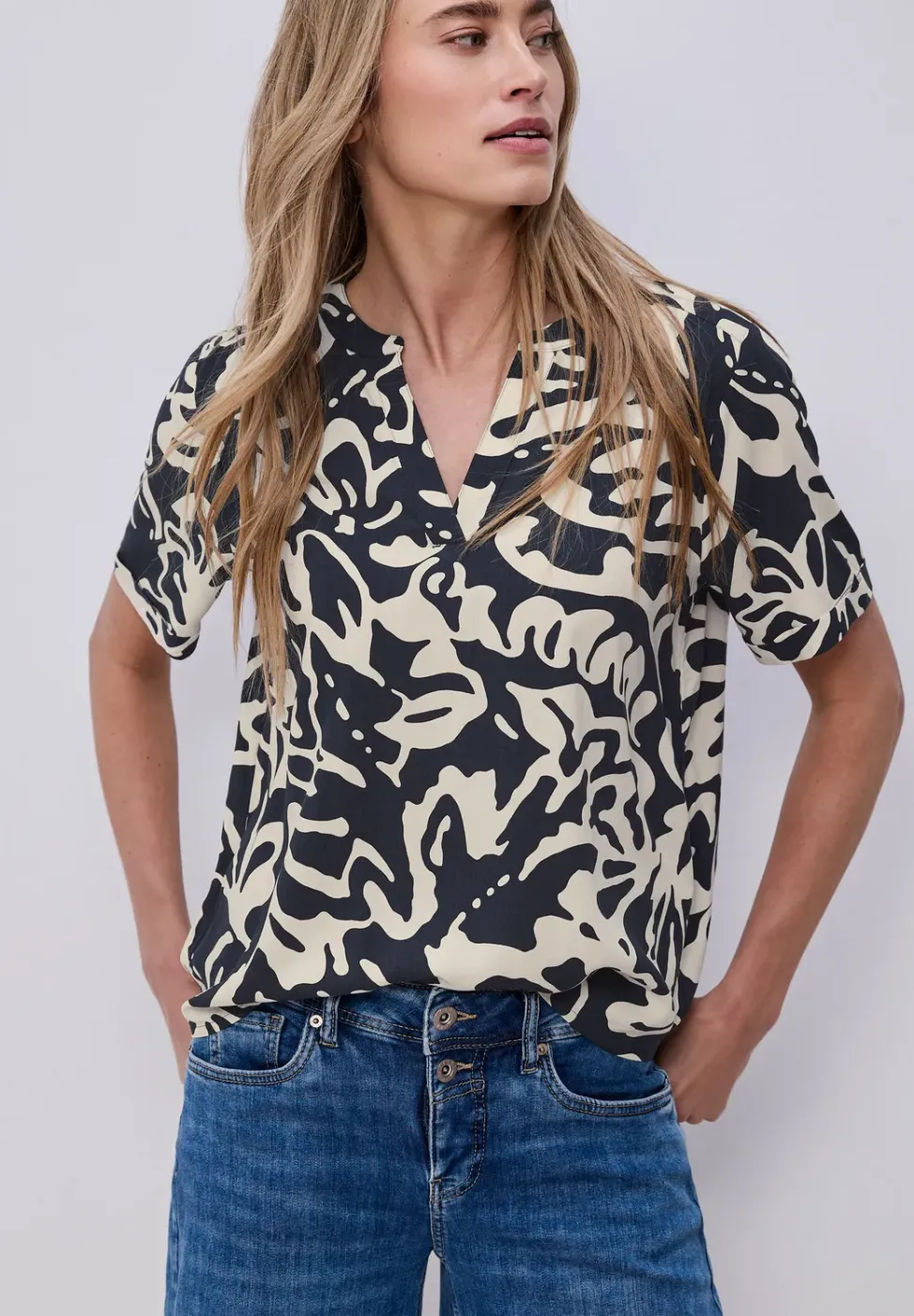 Blouse imprimée avec turn-up