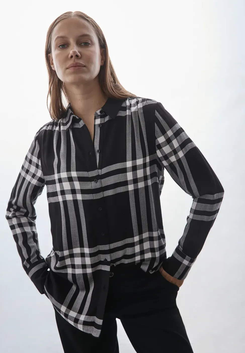 Blouse longue à carreaux