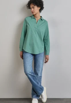 Blouse longue d'affaires
