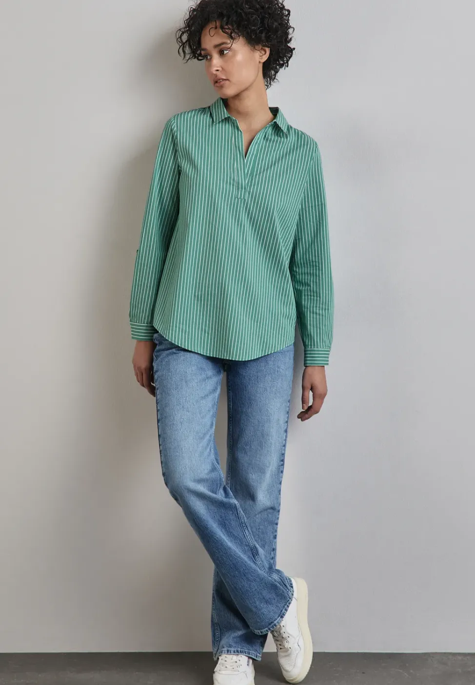 Blouse longue d'affaires