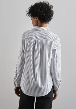 Blouse longue d'affaires