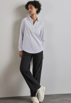 Blouse longue d'affaires