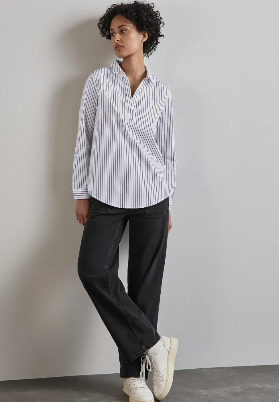 Blouse longue d'affaires