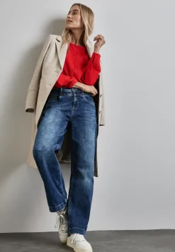 Blouse structurée avec broderie