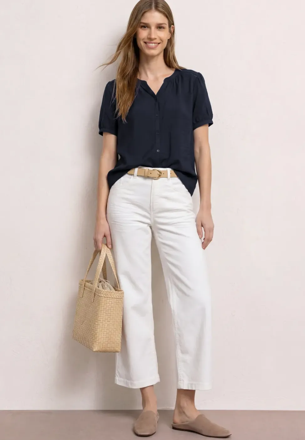 Blouse à manches courtes avec col fendu et boutons