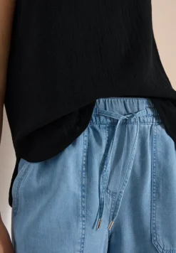 Blouse sans manches col V en mousseline