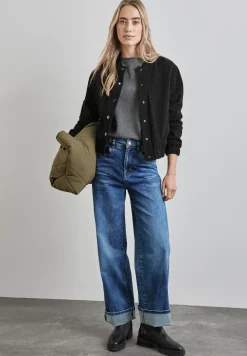 Blouson avec fermeture à boutons