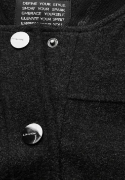 Blouson avec fermeture à boutons