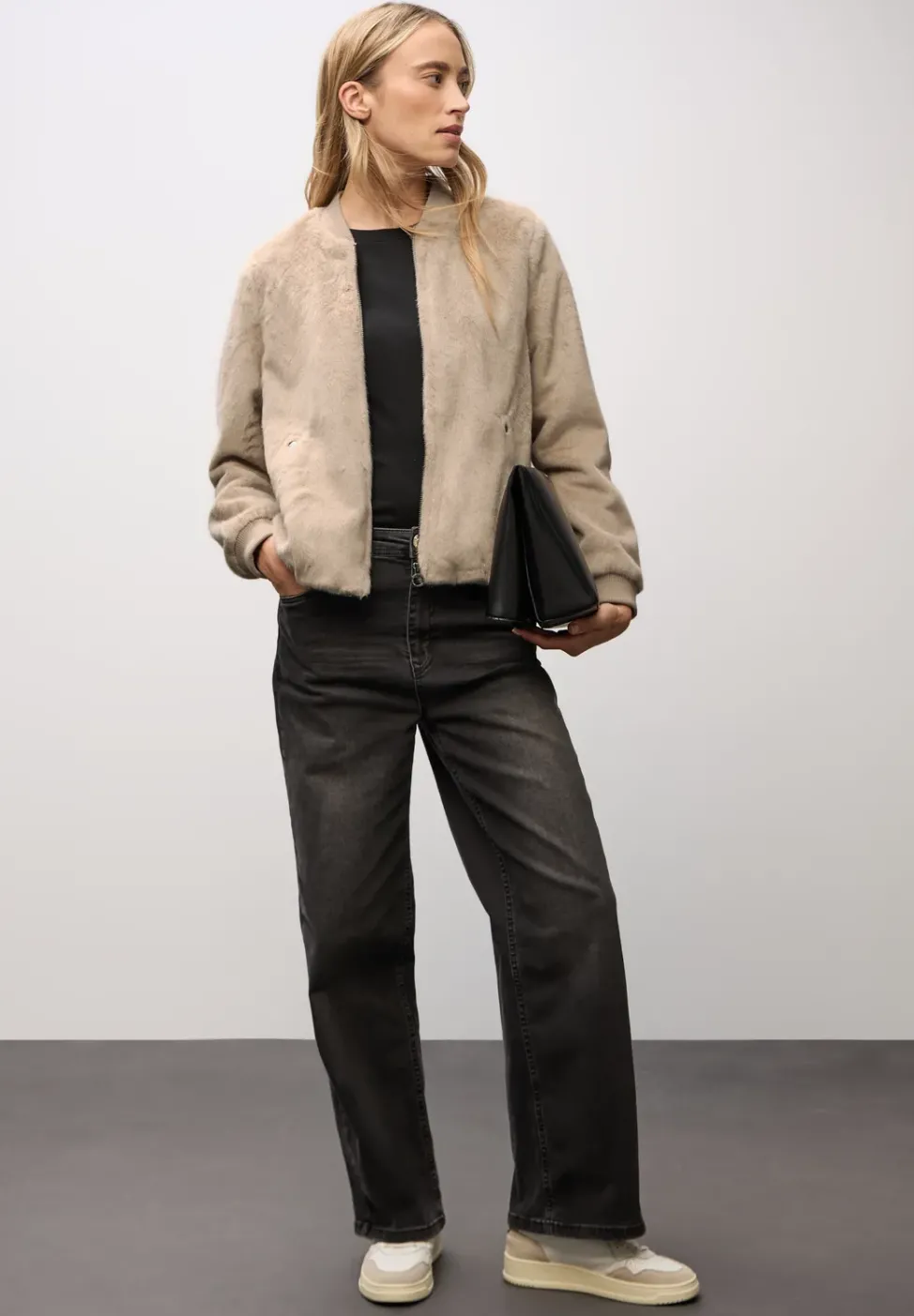 Blouson en fausse fourrure