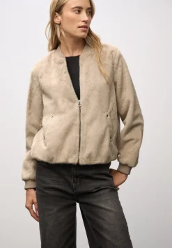 Blouson en fausse fourrure