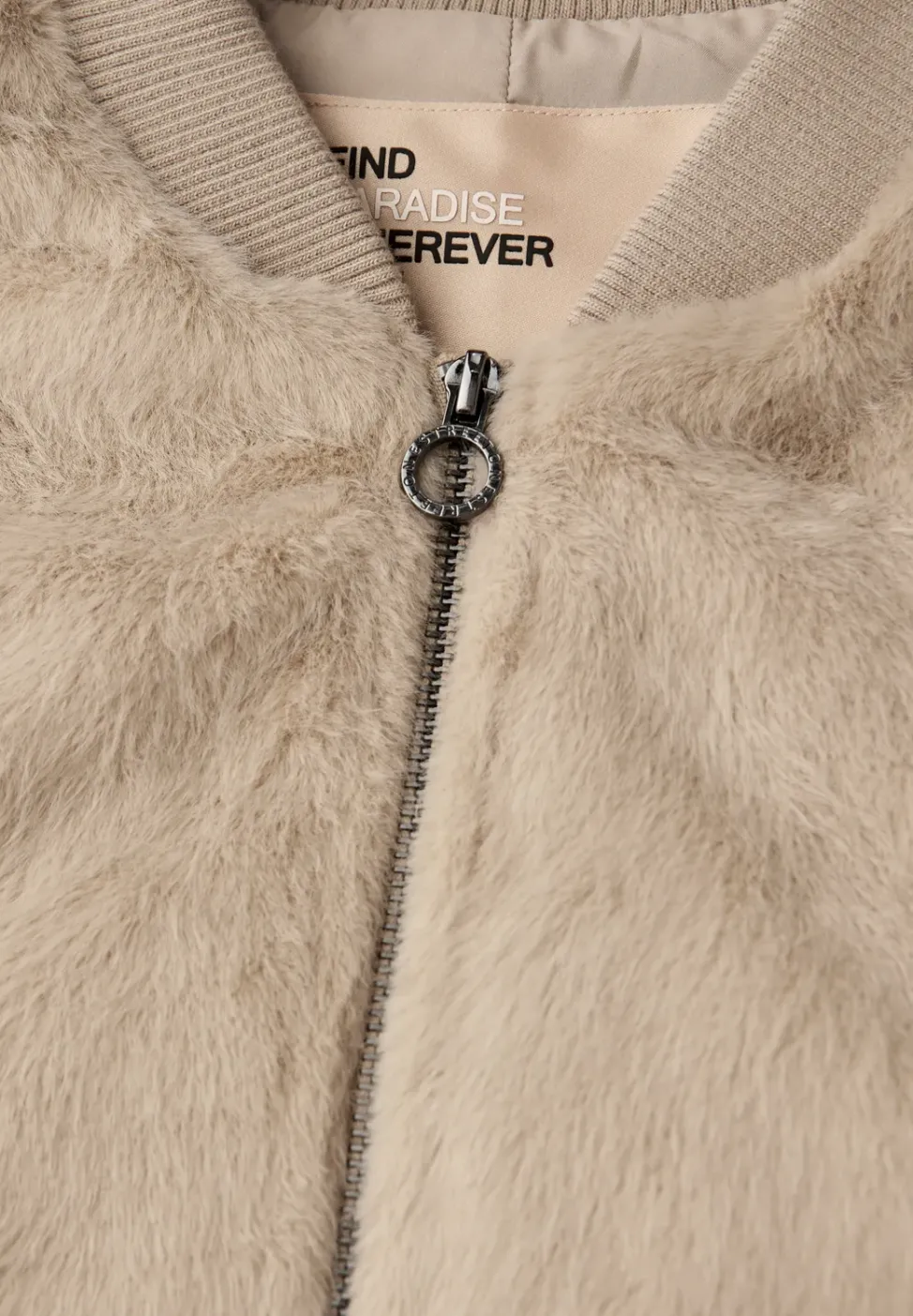 Blouson en fausse fourrure
