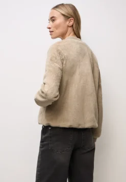 Blouson en fausse fourrure