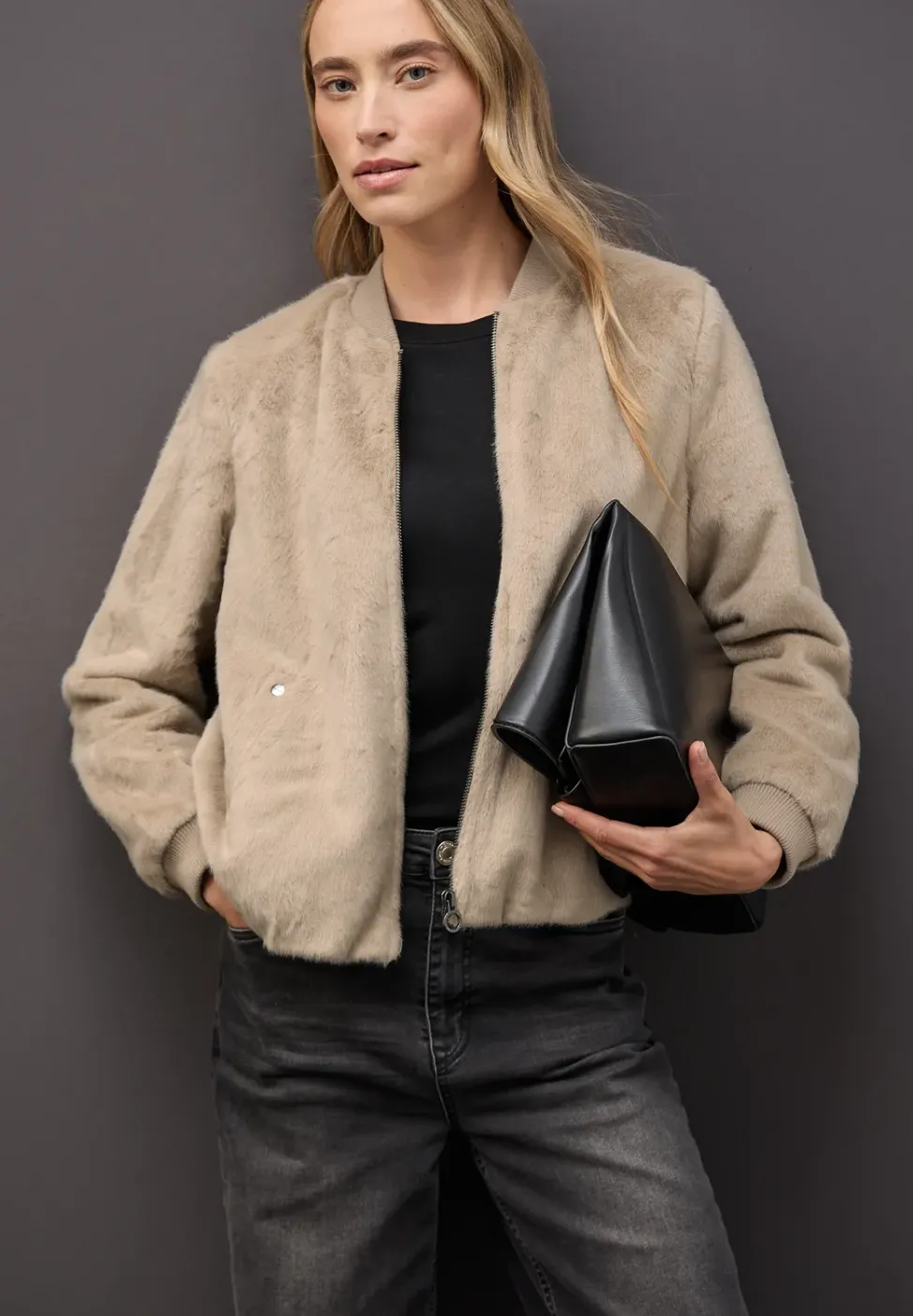 Blouson en fausse fourrure
