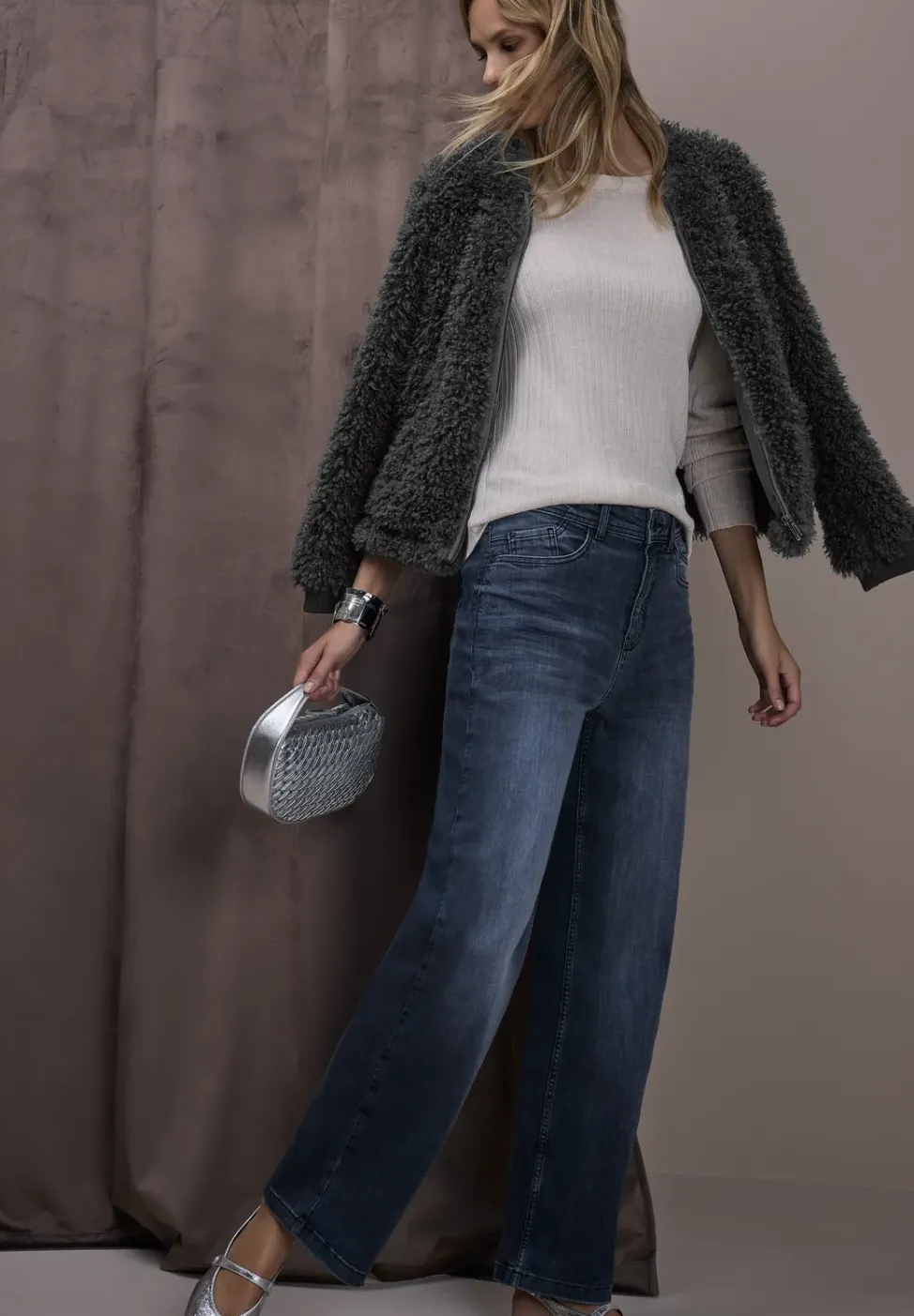 Blouson en fausse fourrure