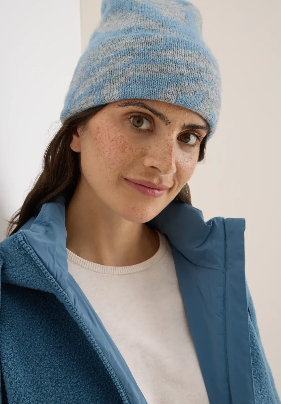 Bonnet avec motif zèbre