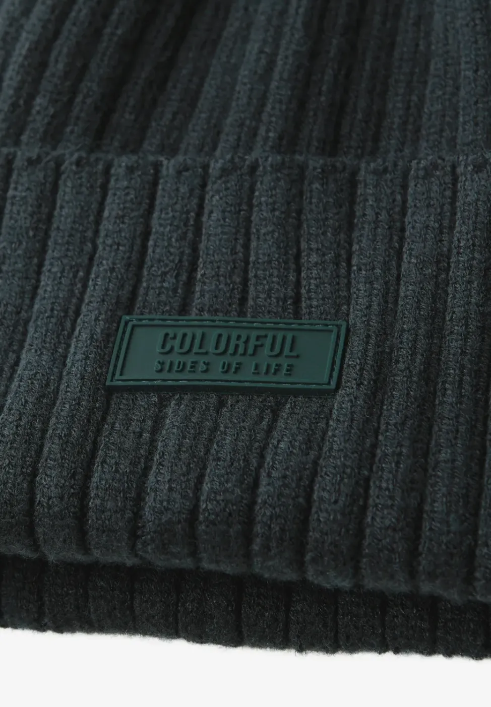 Bonnet en tricot côtelé