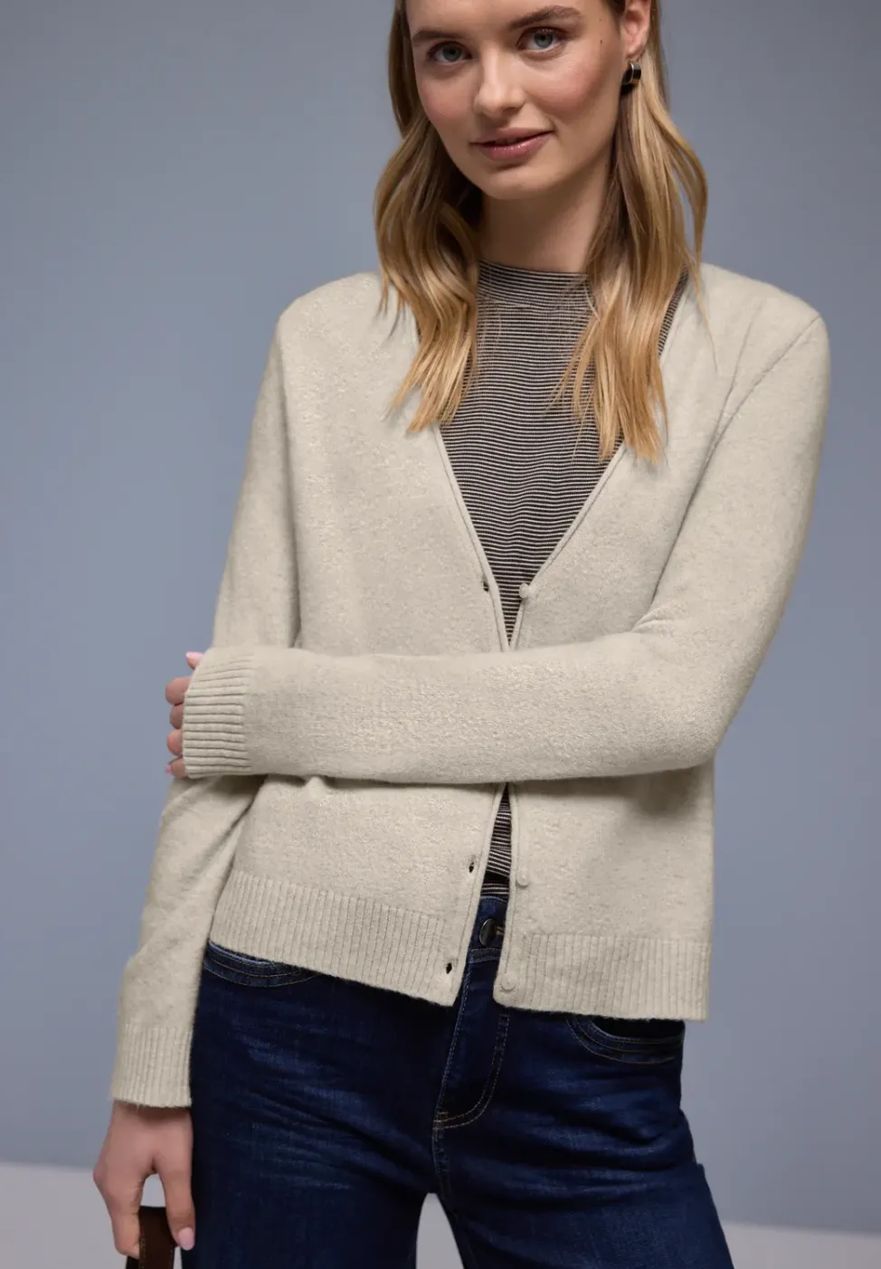 Cardigan douillet à col en V