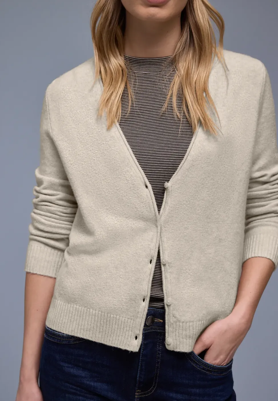 Cardigan douillet à col en V