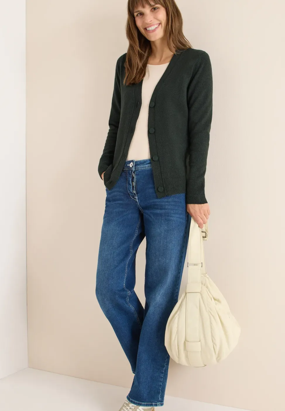 Cardigan doux à col en V