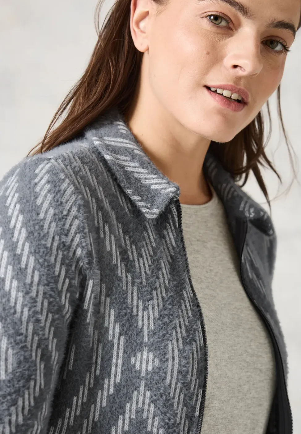 Cardigan en fil de plume avec imprimé