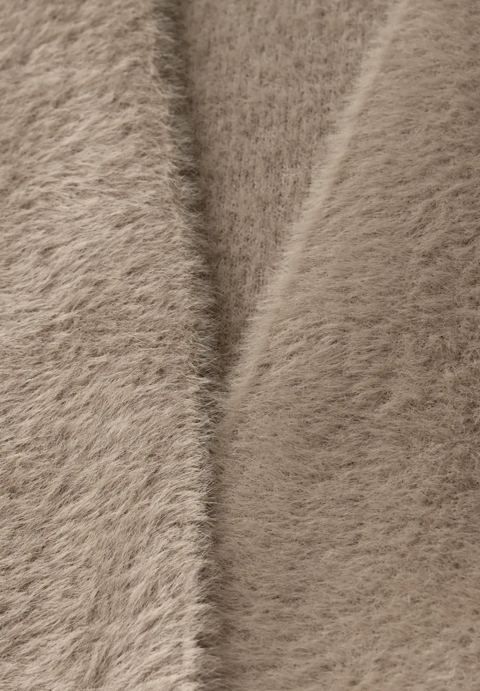 Cardigan ouvert en fil de plume