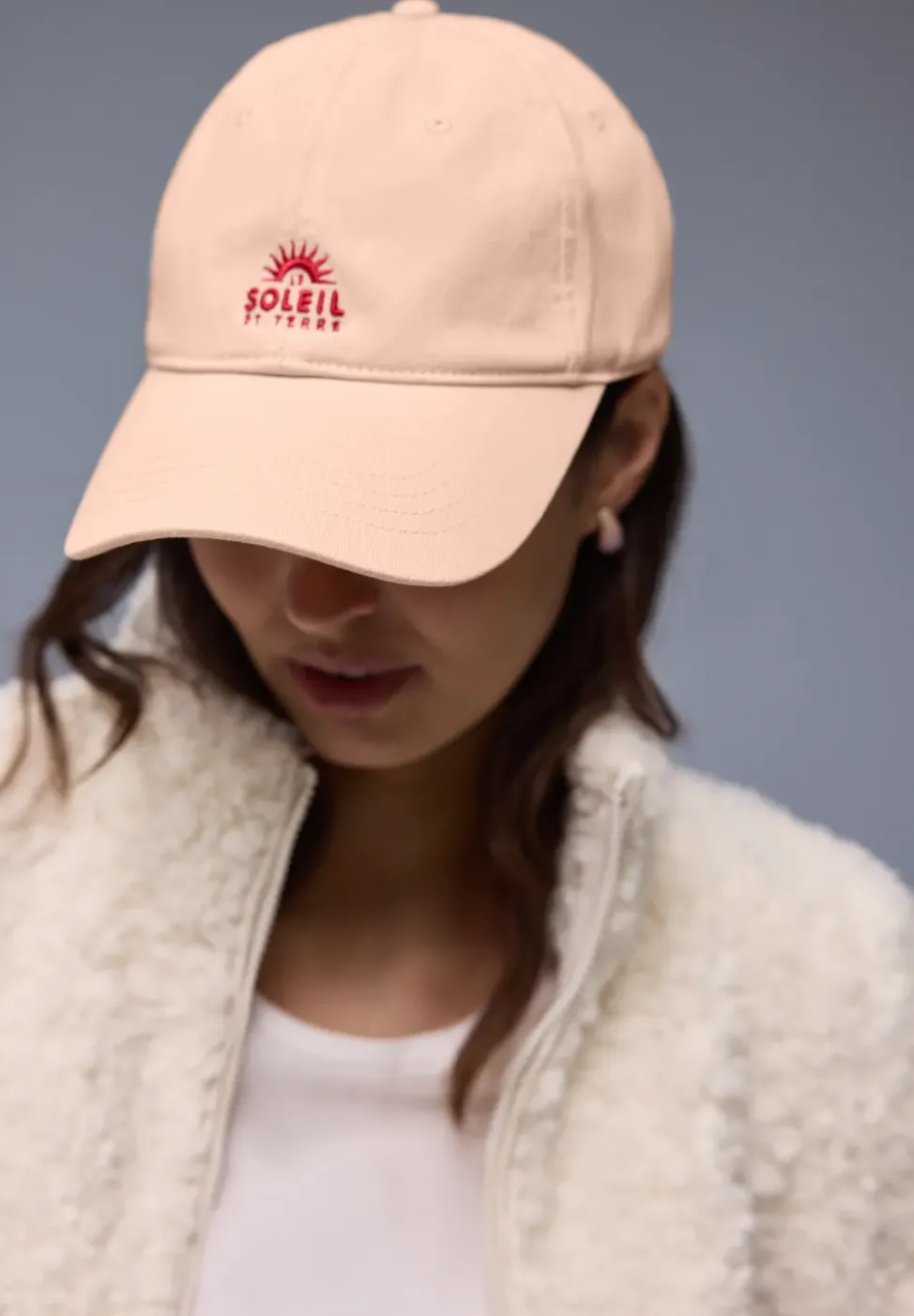 Casquette avec slogan