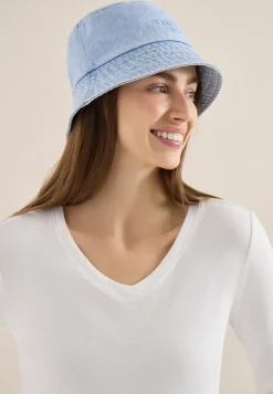 Chapeau Bucket