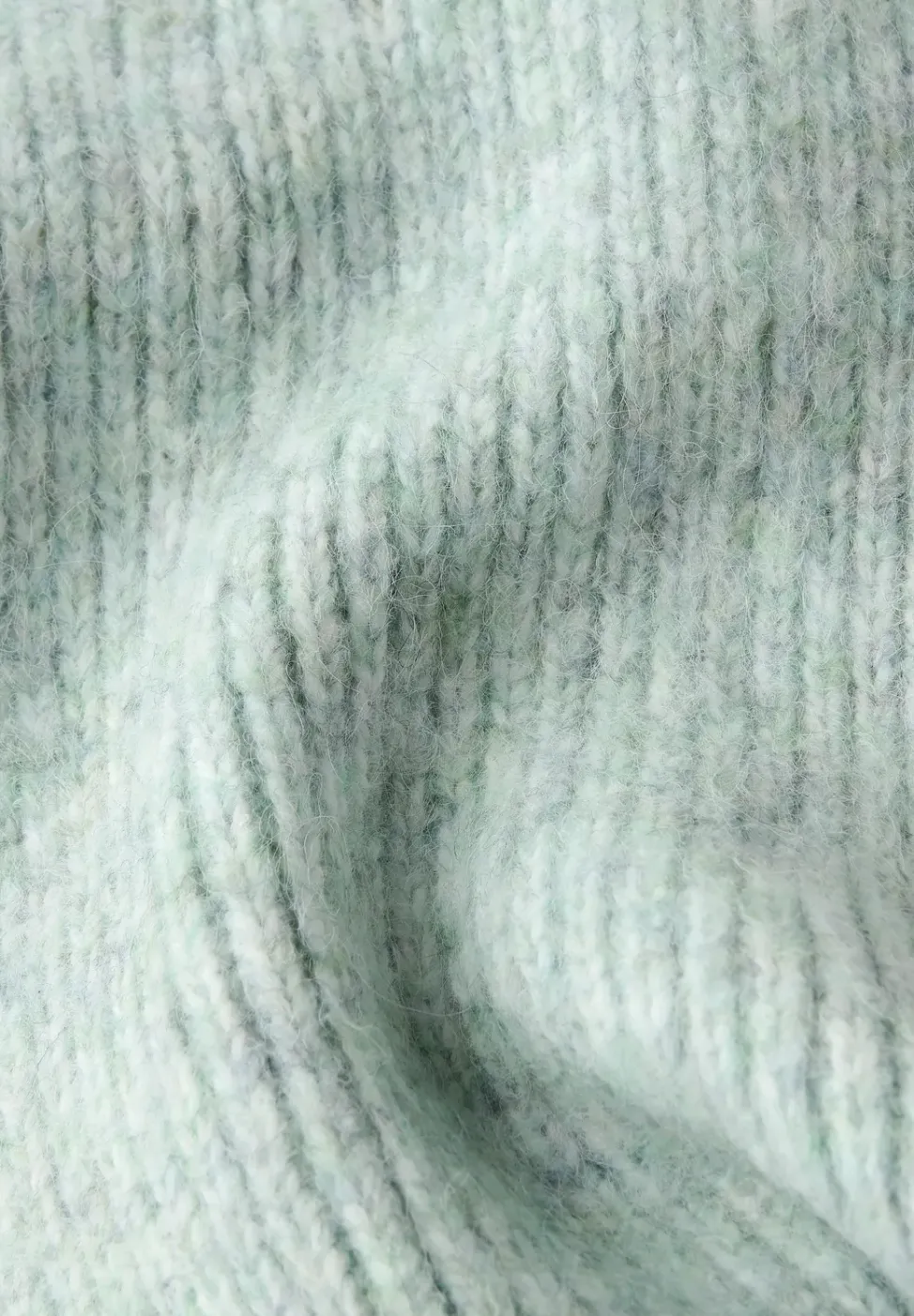 Écharpe en maille avec laine