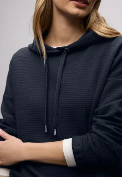 Chemise à capuche