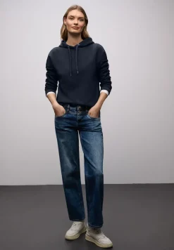 Chemise à capuche