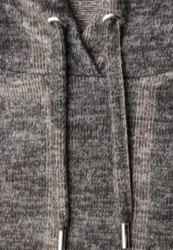 Chemise à capuche à motifs