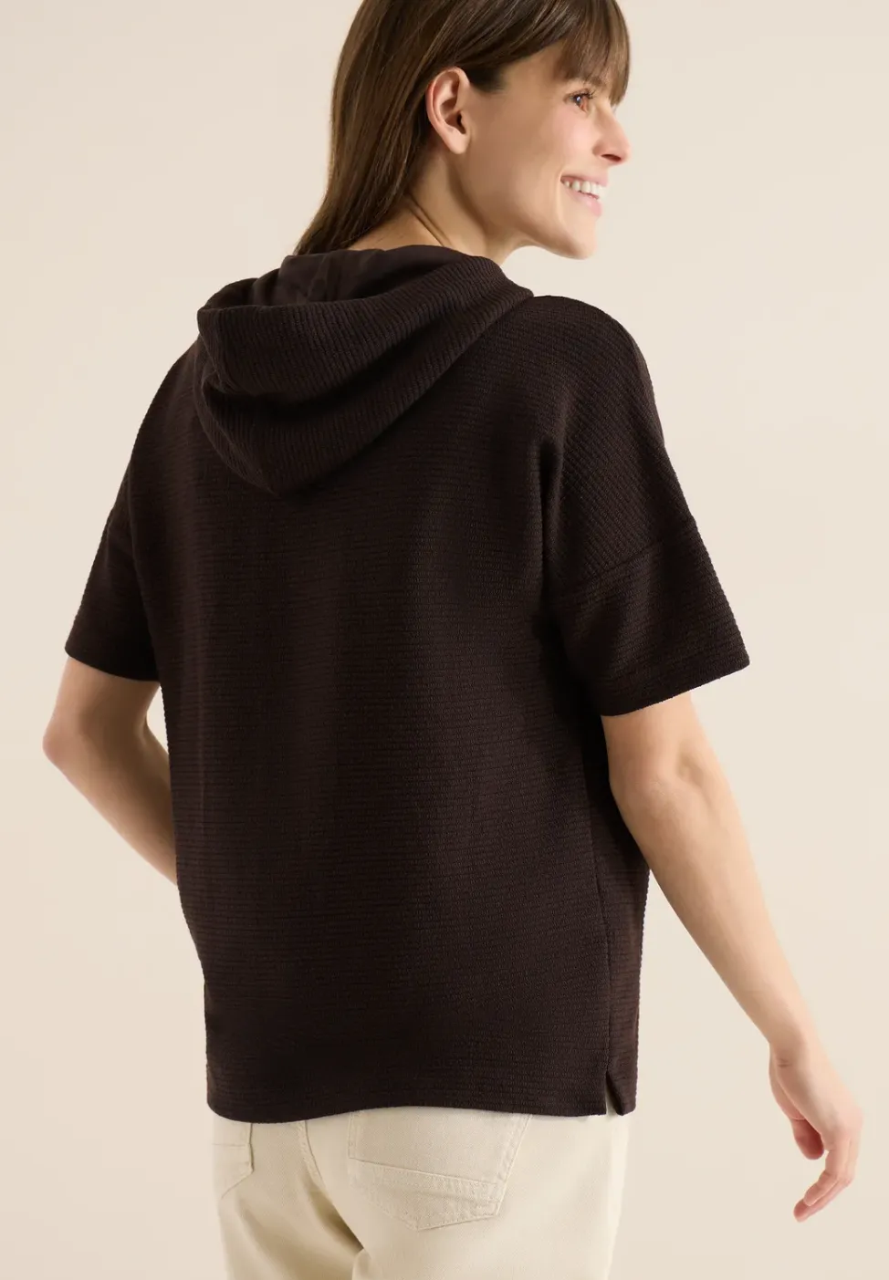 Chemise à capuche en couleur unie