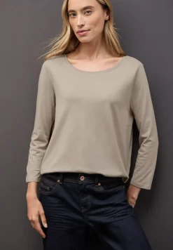 Chemise à manches longues