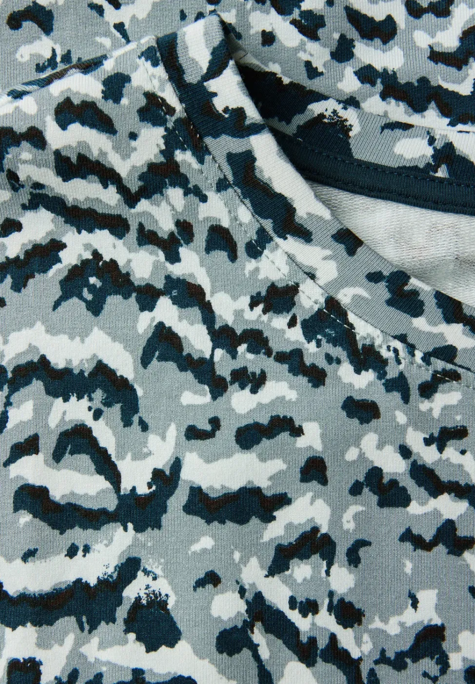 Chemise à motifs Batwing